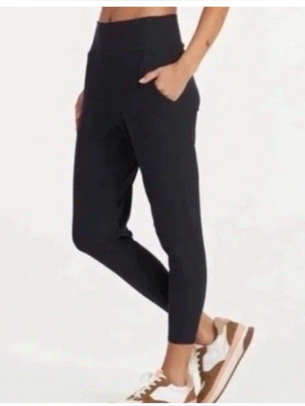 Vuori Dark Grey Ankle-Length Jogger Pants